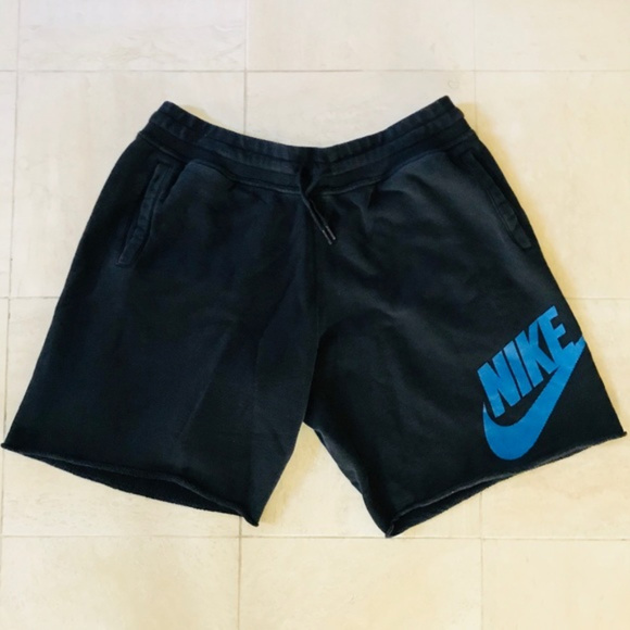 nike men's aw77 french terry alumni shorts